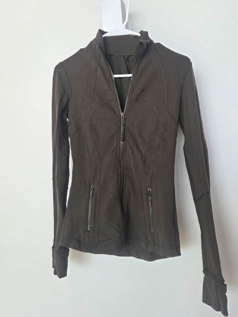 Lululemon Women’s Olive Green Full Zip Define Jacket Size 4 Athleisure